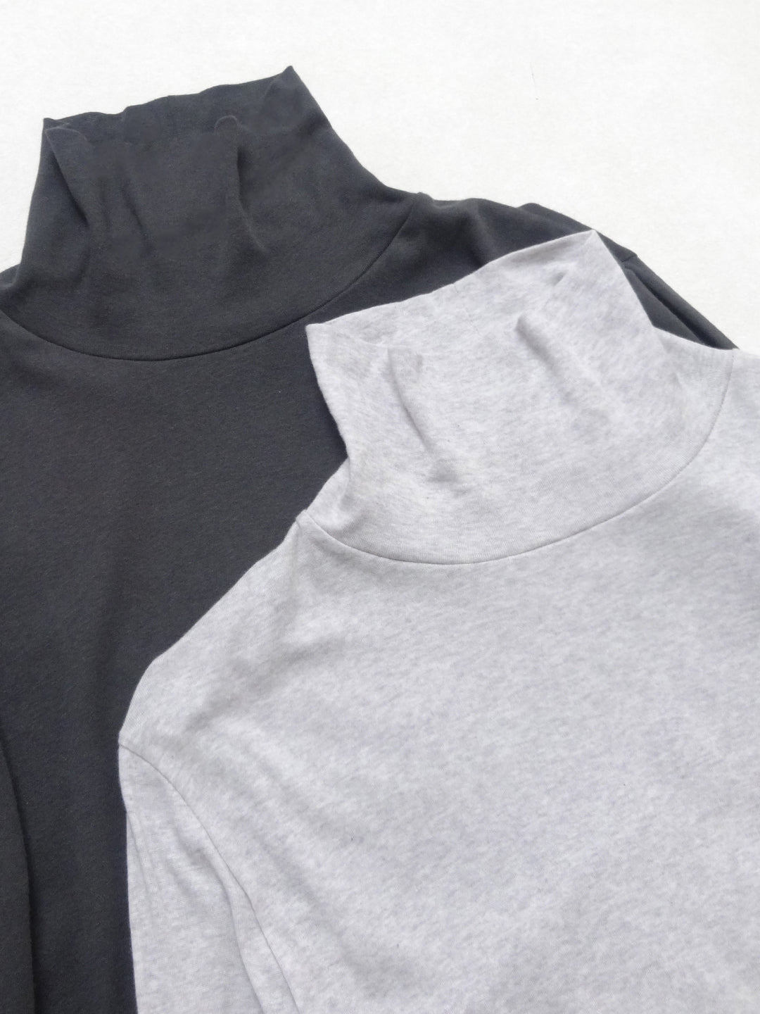 綿カシミヤフライス タートルネック