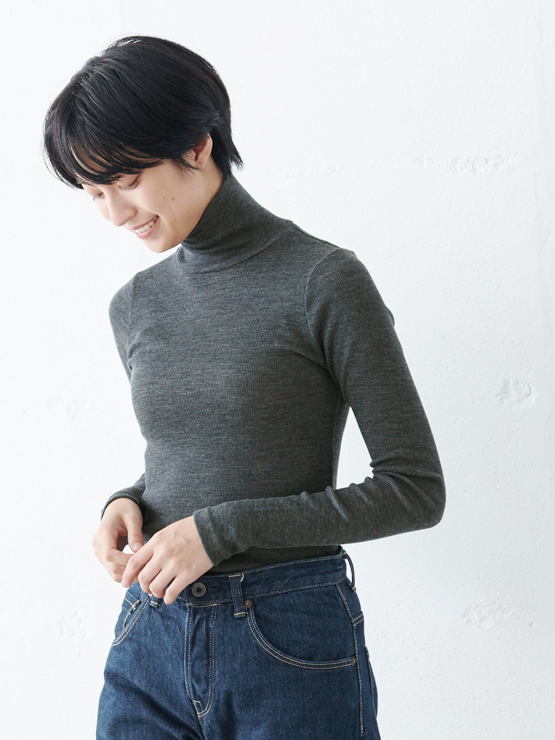 メリノウール チクチクしない ミラクルウール タートルネックプルオーバー – tokyo-basic online