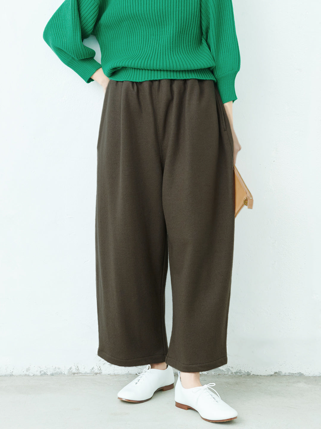 強圧縮ウール100％ バルーンパンツ