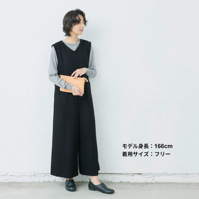 [サロペットパンツレディース]圧縮ウール100％サロペット/日本製40代50代30代女性オールインワンオーバーオール上品きれいめ大人ラフ紺黒つなぎVネックワイドウール大きめゆったりナチュラル冬秋すっきり楽