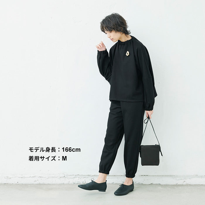 [ジョガーパンツレディースキレイめ秋冬]圧縮ウール100％裾ギャザーパンツ/日本製40代50代60代30代女性ファッションウエストゴムウール100％毛100暖かゆったりカジュアル