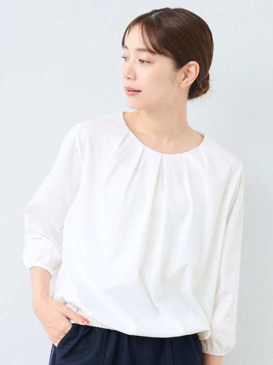 コットン100%タック使いカットソーブラウス