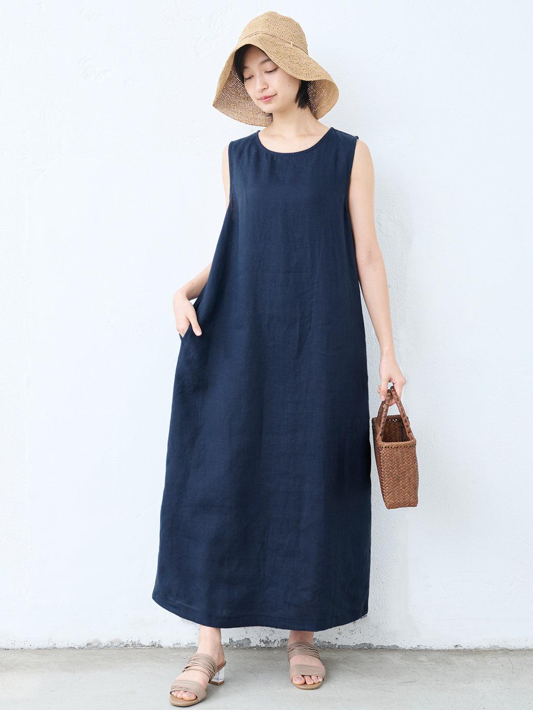 【訳あり大特価 アウトレット品】40番手麻（ヘンプ）100%ノースリーブワンピース (飛び込み・織りキズあり)