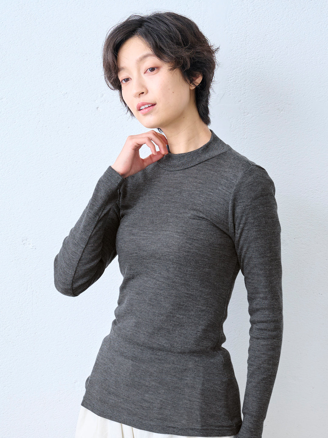 ミラクルウール100% ボトルネックプルオーバー