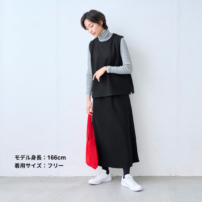 強圧縮ウール100% ベスト ブラック