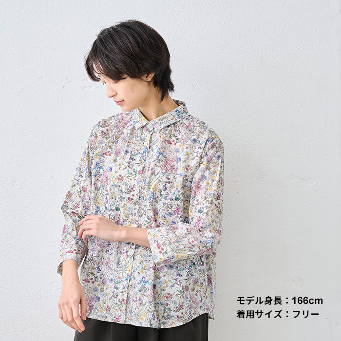リバティプリント ギャザー使いシャツ ホワイト×パープル系(WildFlowers)
