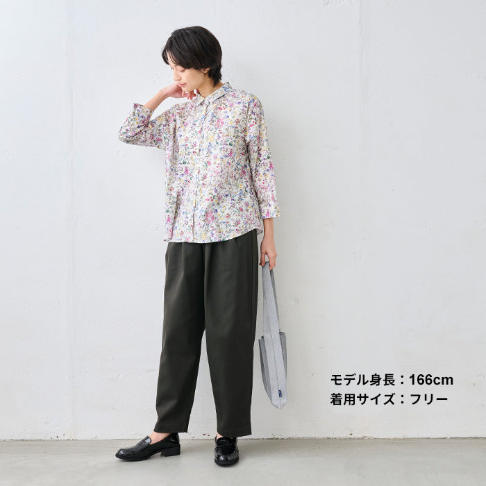 コットン100%しっかりツイル ワイドタックテーパードパンツ カーキグレー